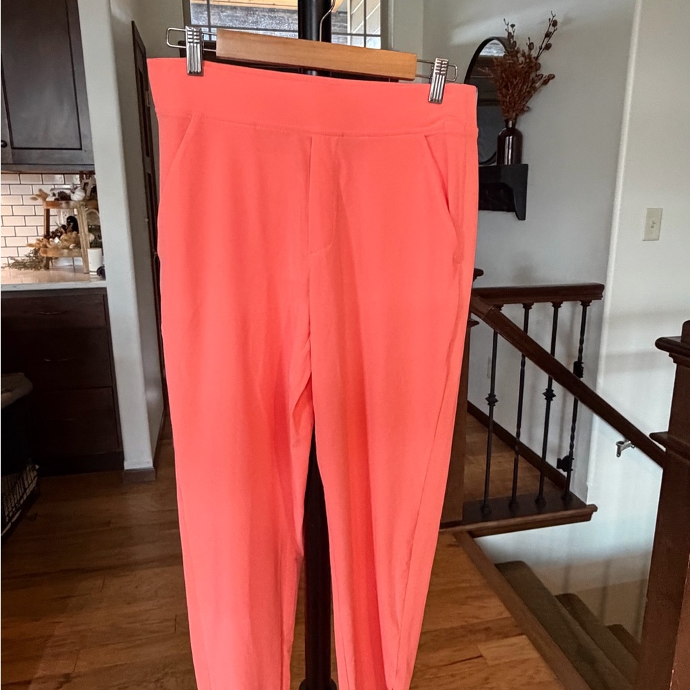 Athleta Brooklyn Vibrant Coral Pants Size 8/P